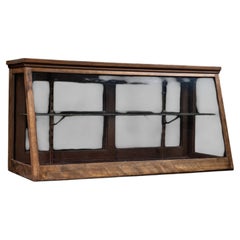 Vitrine ancienne à deux étages en chêne et verre