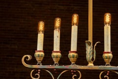Lampadario in stile mediterraneo in ferro battuto e tole