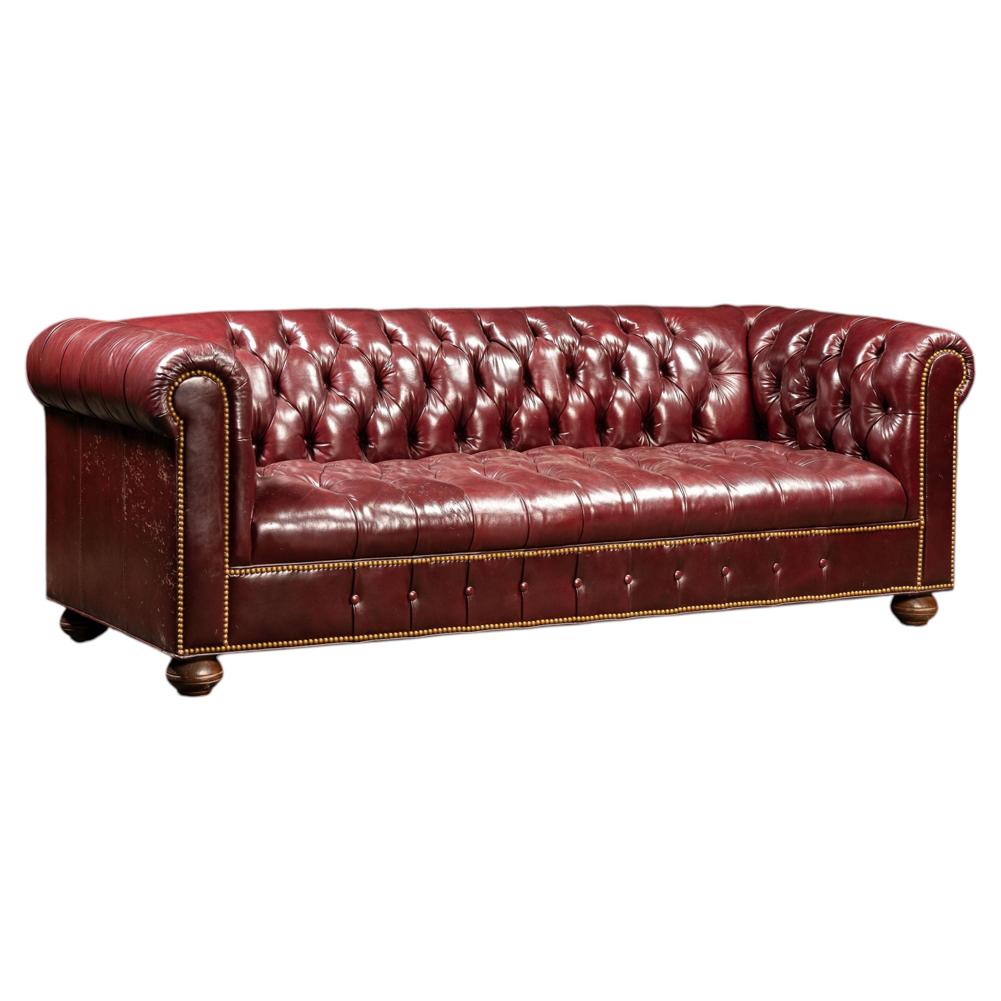 What is a Victorian sofa called?