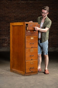 Early 20th Century Quartersawn Oak File Cabinet by Browne-Morse