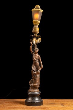 Lampada da tavolo in spelt in stile Art Nouveau tedesco, con motivi figurativi realizzati in ferro battuto