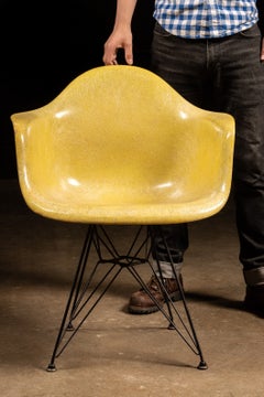 1950s Charles and Ray Eames DAR Fiberglass Armchair for Herman Miller