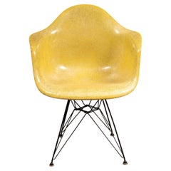 1950s Charles and Ray Eames DAR Fiberglass Armchair for Herman Miller