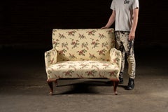 Early Floral Textile Loveseat with Horsehair Fill & Matching Cover Fabric