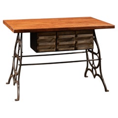 Table de travail industrielle de boucher du début du XXe siècle, avec tiroirs en acier