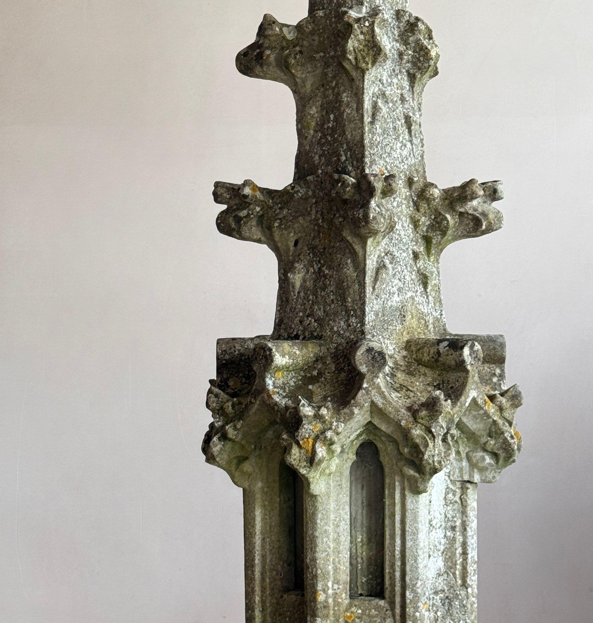 18thC limestone spire For Sale 2