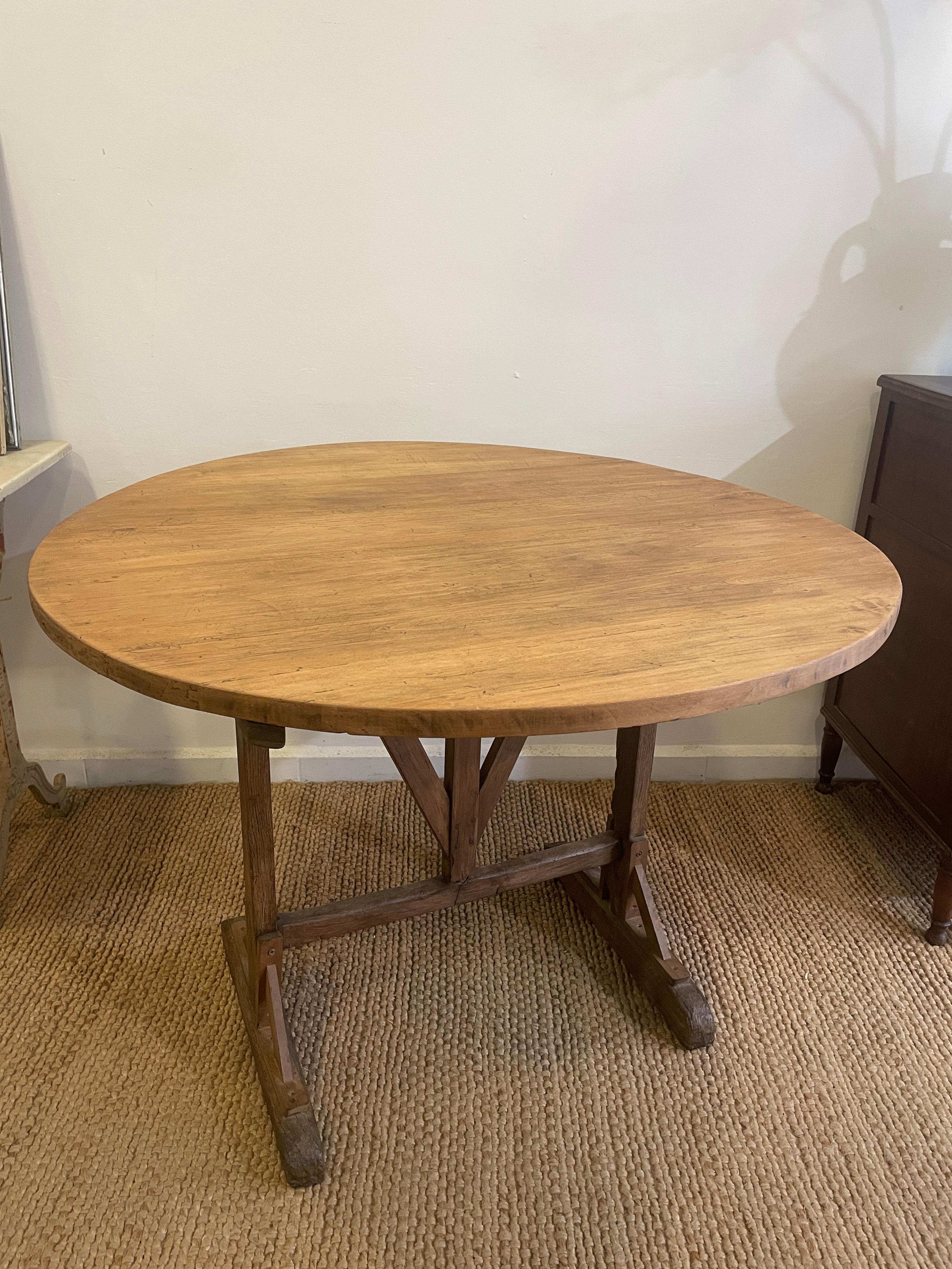 Vintage Folding Side Table In Good Condition In L'AMETLLA DE MAR, ES