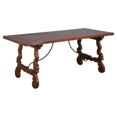 Antico tavolo da pranzo in stile barocco spagnolo in Oak con barella in ferro battuto