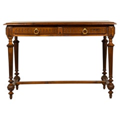 Bureau français en noyer de l'époque de Napoléon III, fin du XIXe siècle