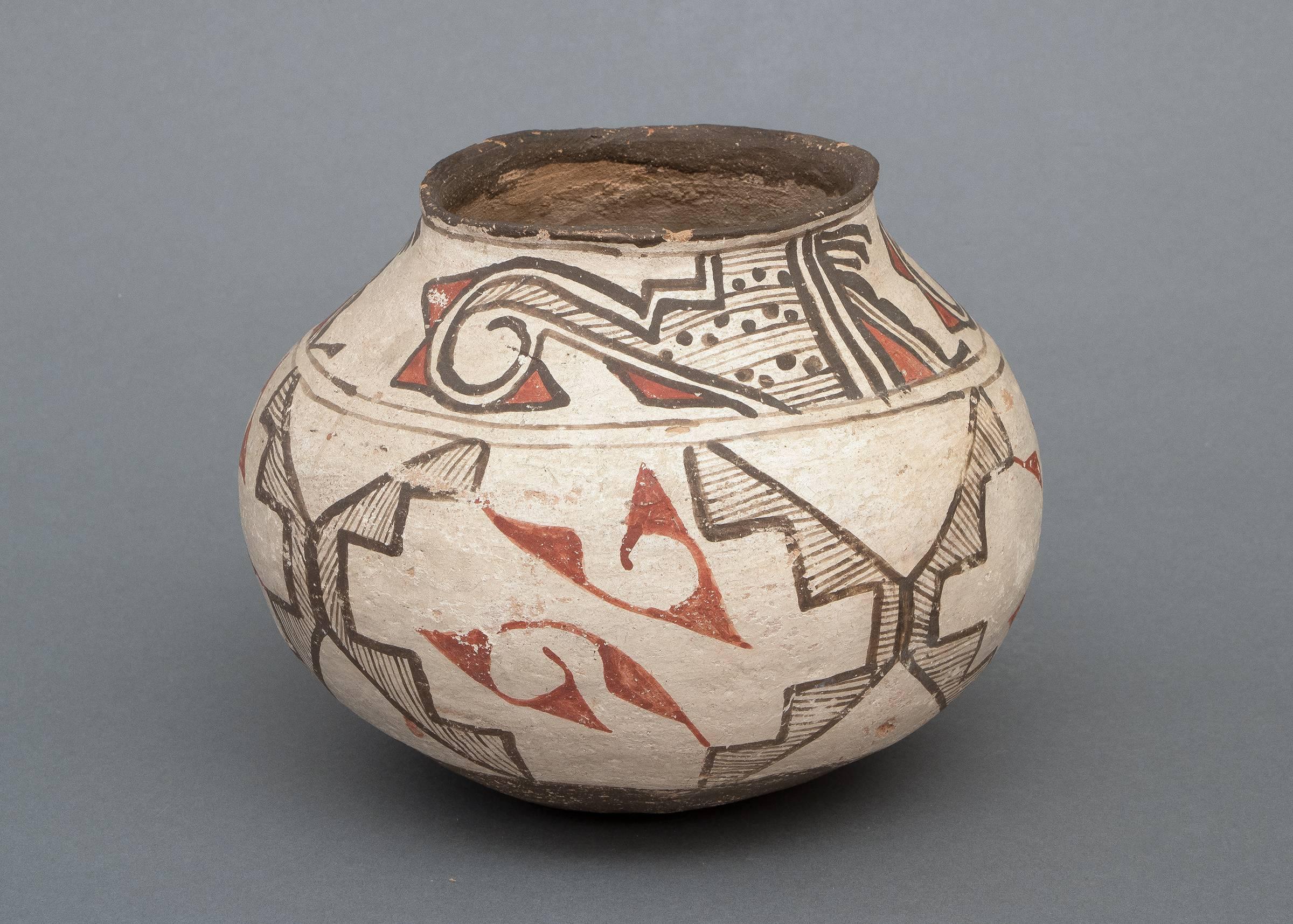 Glazed Southwestern Native American Polychrome Pottery Olla, Zuni Pueblo, circa 1900