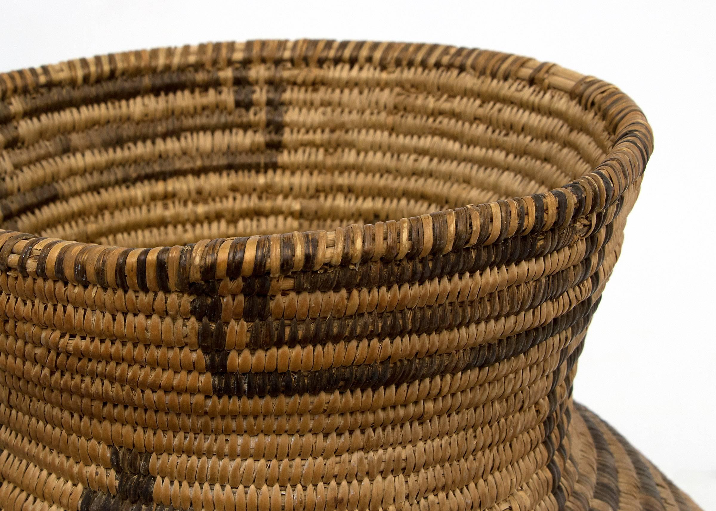 Hand-Woven Antique Southwestern Native American Apache Basket, circa 1905