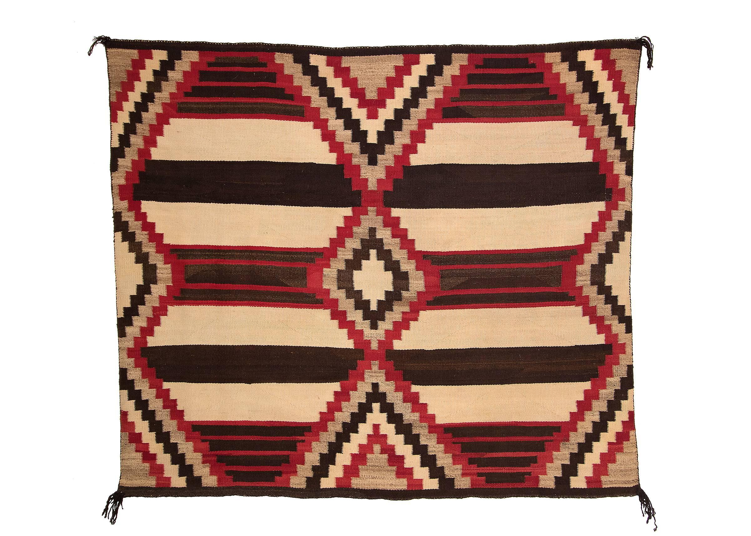 Hand-Woven Vintage Navajo Chiefs Blanket '4th Phase Variant', Early 20th Century