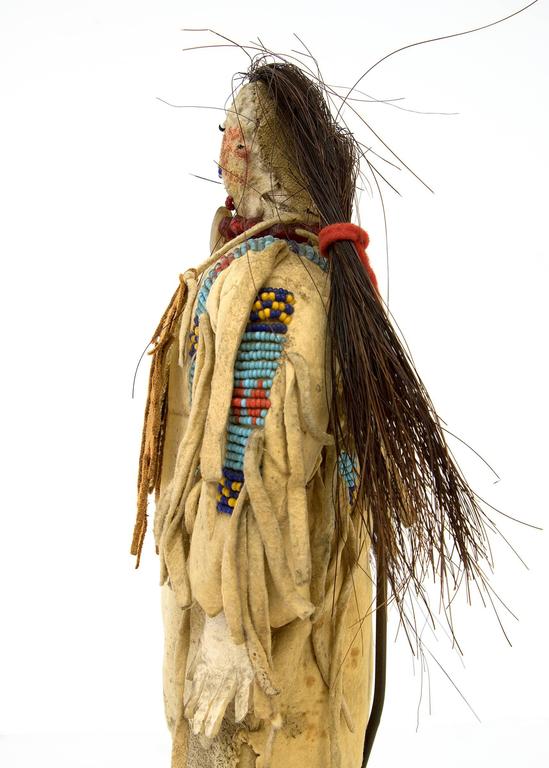 Antique Native American Doll, Sioux 'Plains Indian,' 19th Century For Sale at 1stdibs