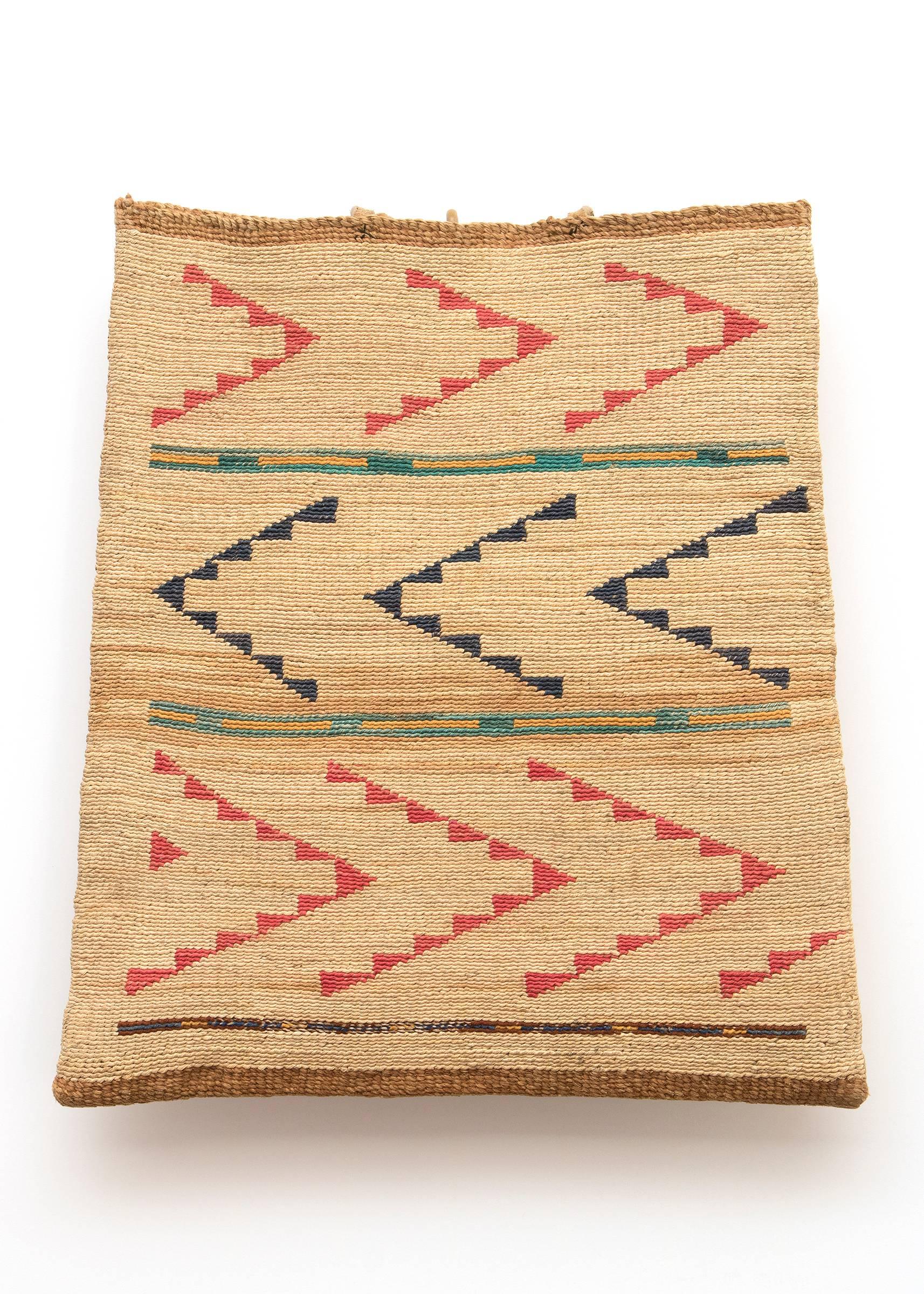 Hand-Woven Antique Native American Woven Cornhusk Bag, Plateau, 19th Century