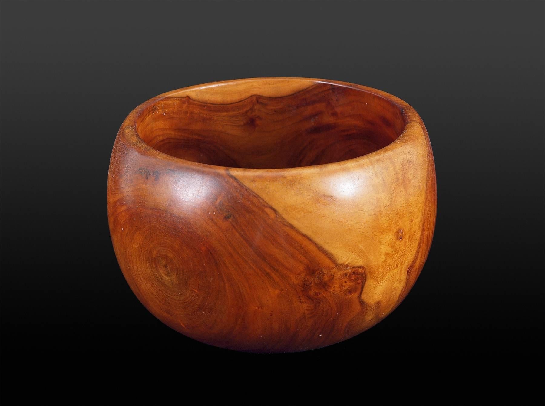 Constructed of a single piece of Koa wood and polished.

Expedited and International shipping is available; please contact us for an estimate.