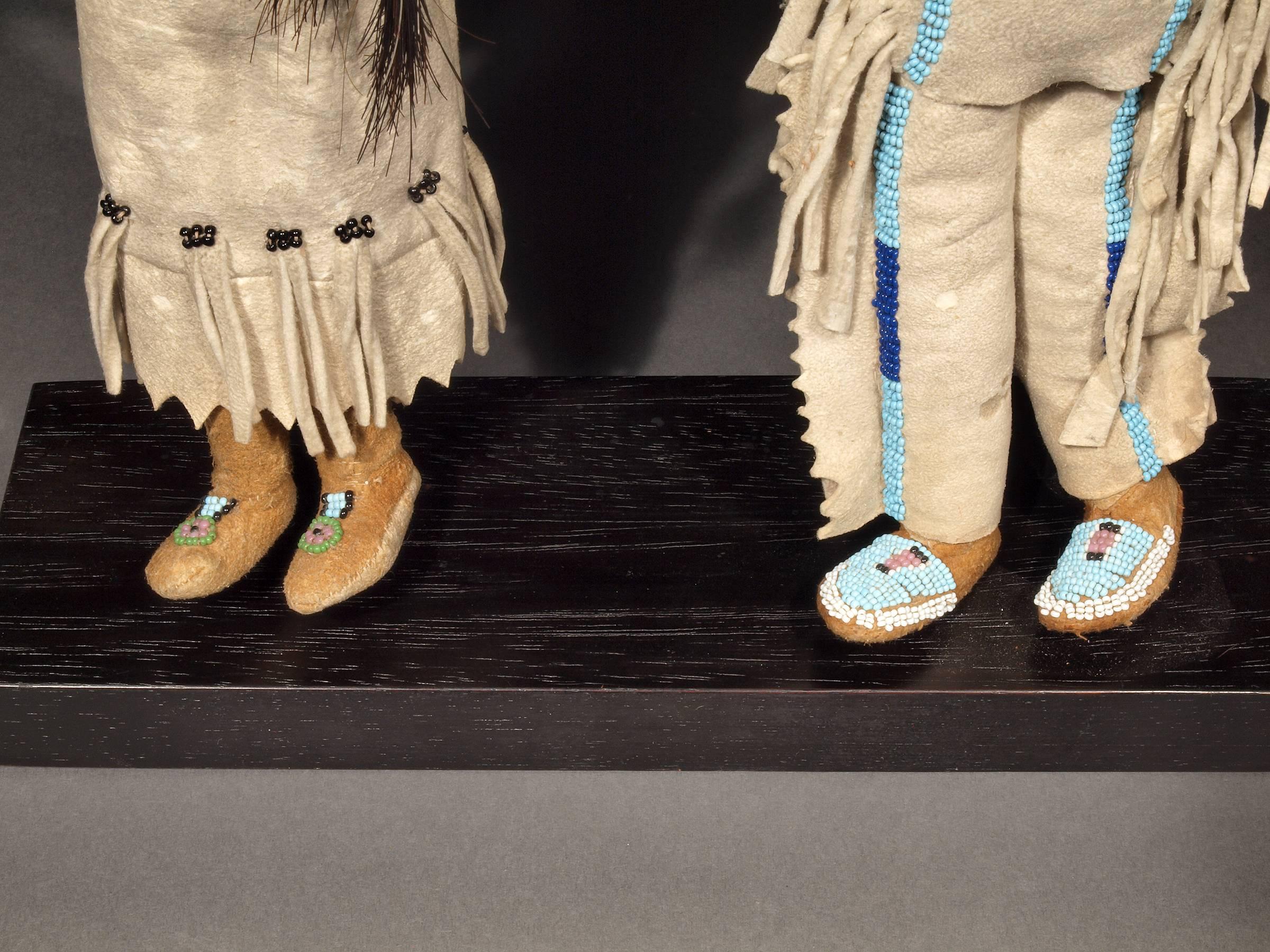 Hide Native American Pair of Dolls - Sioux, 19th Century