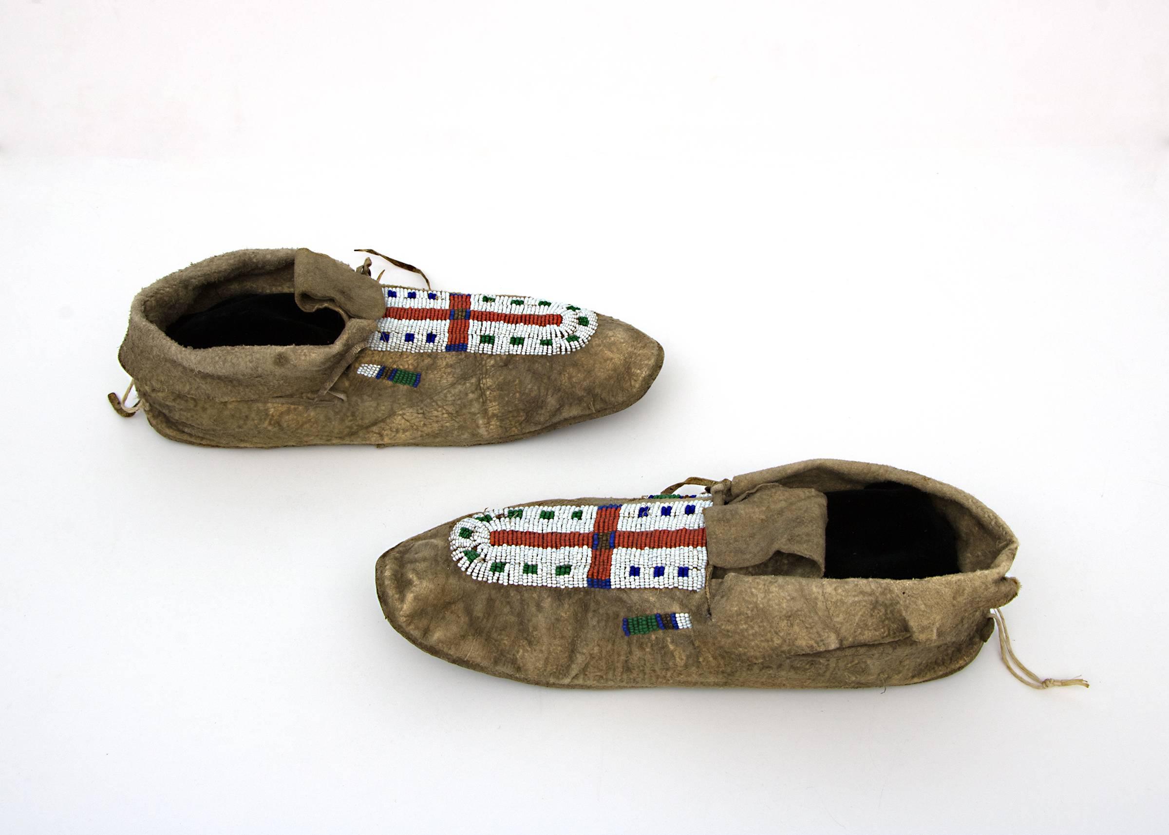 Hide Antique Native American Beaded Moccasins, 19th Century, Plains