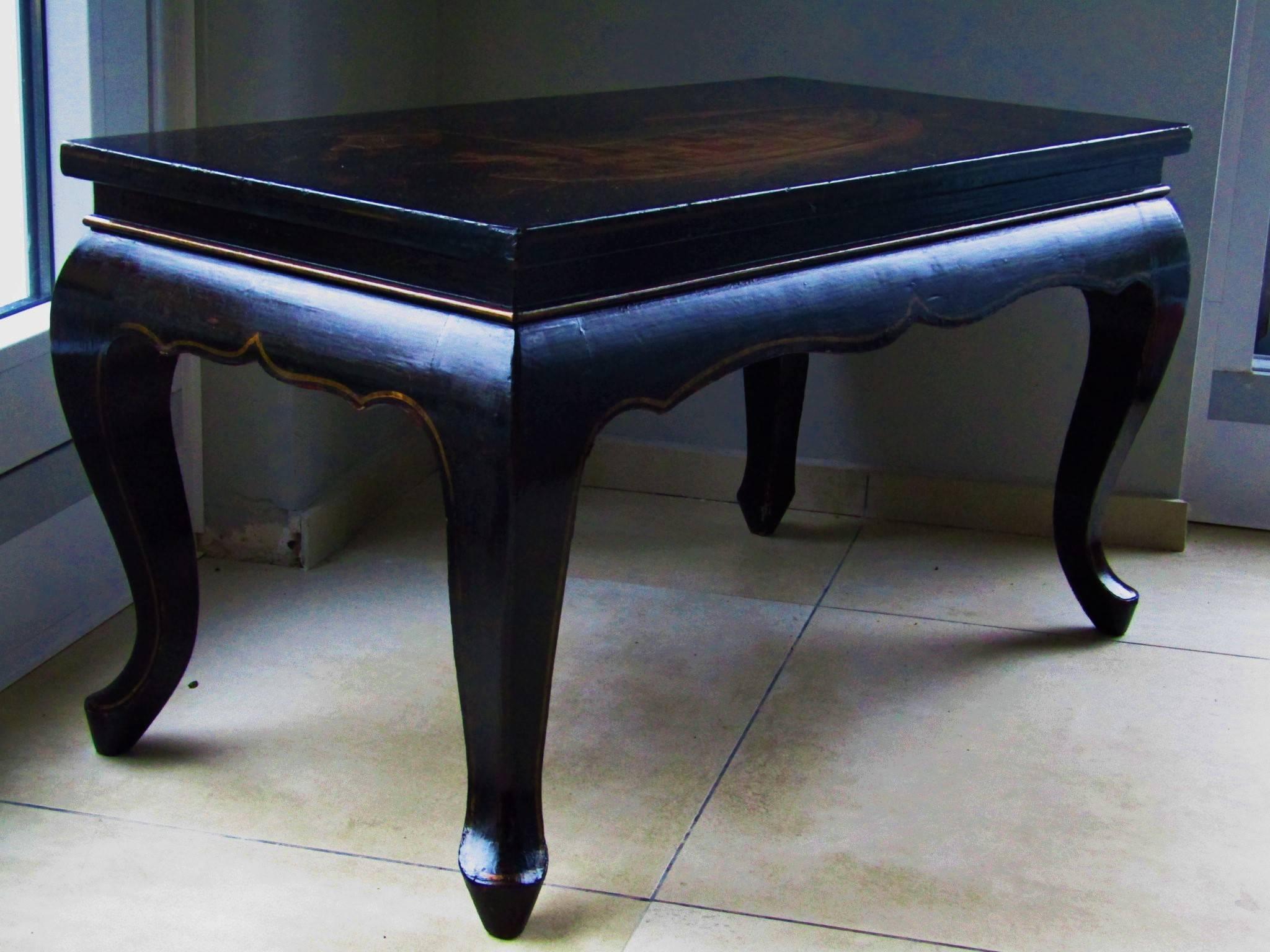 Early 20th Century Art Deco Coffee Opium Table with Chinese Decor For Sale