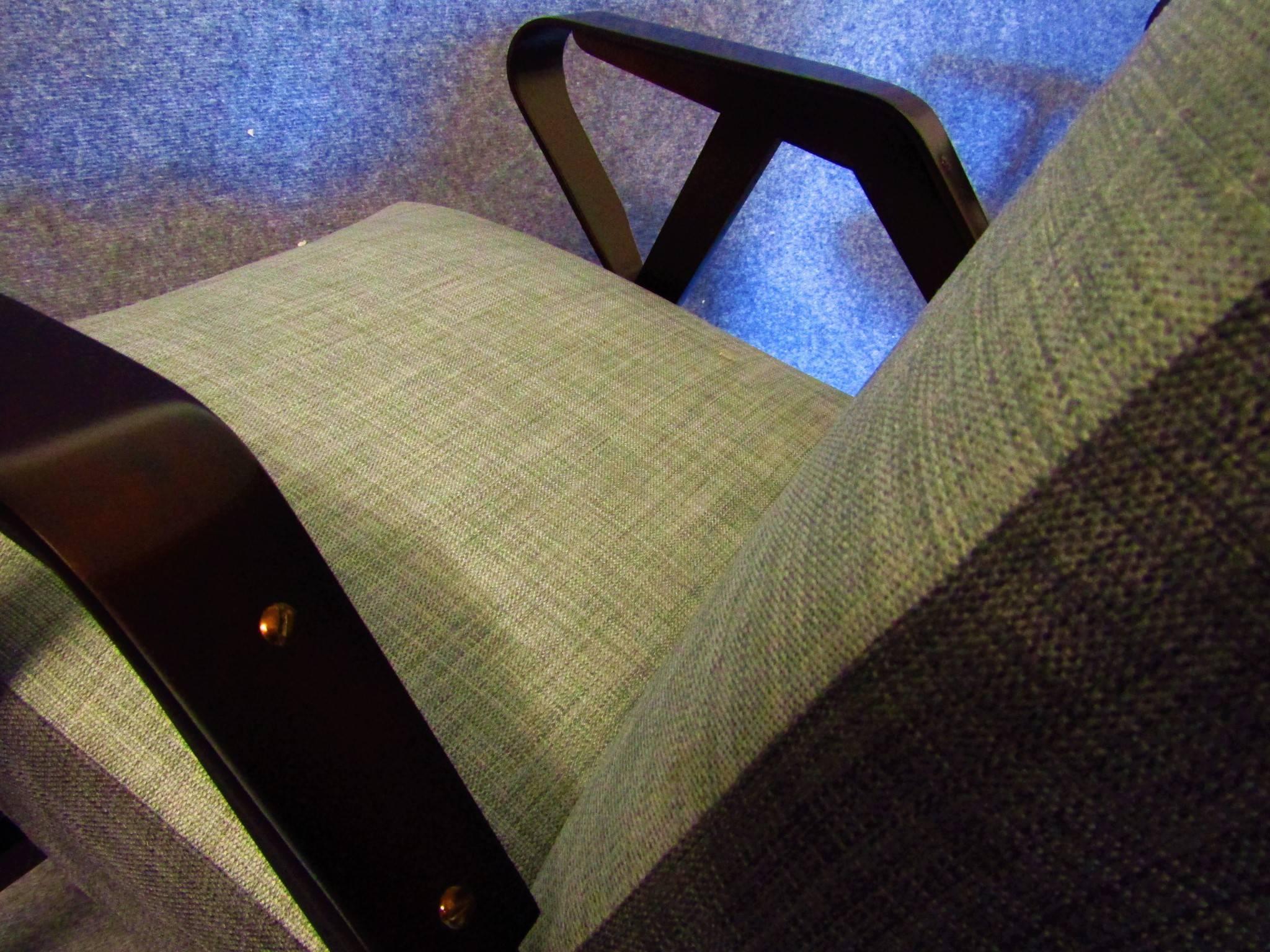 Mid-Century-Sessel aus gebogenem Sperrholz von Tatra Nabytok, Tschechisch, 1950er Jahre im Angebot 2