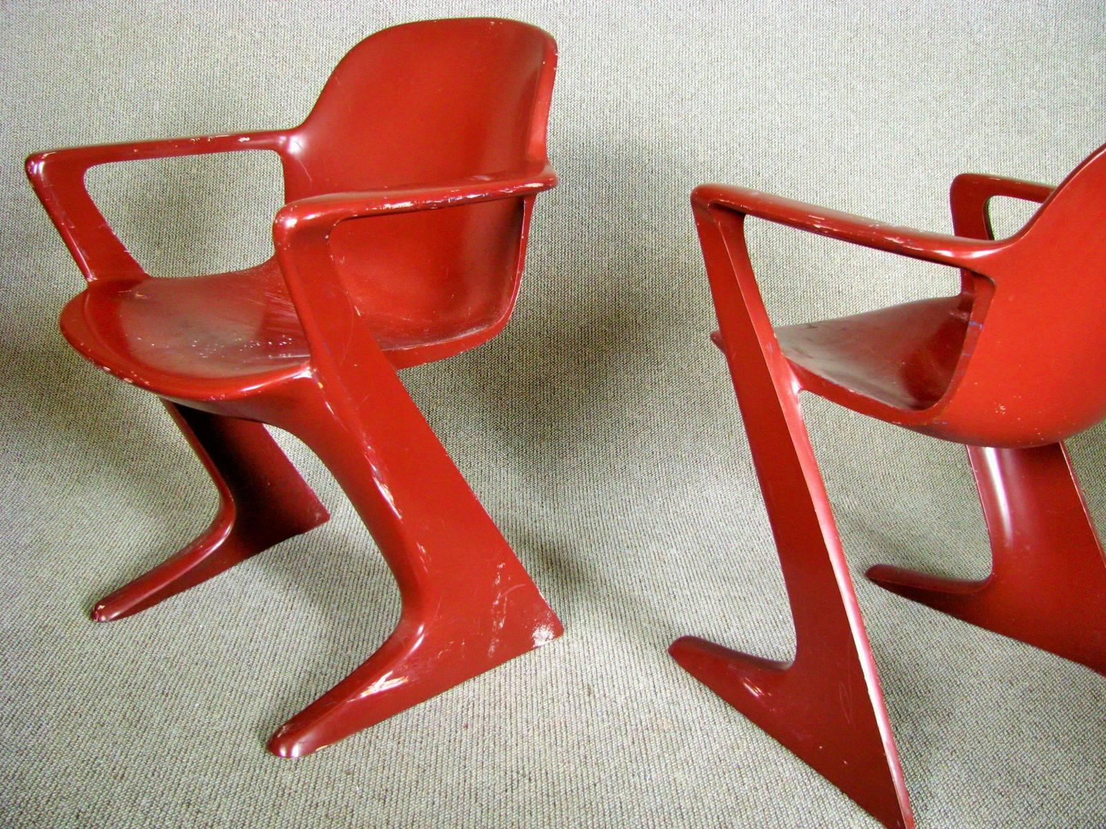 Deutscher Kangoroo-Stuhl aus der Mitte des Jahrhunderts von Ernst Moeckl, 1968 (Glasfaser) im Angebot