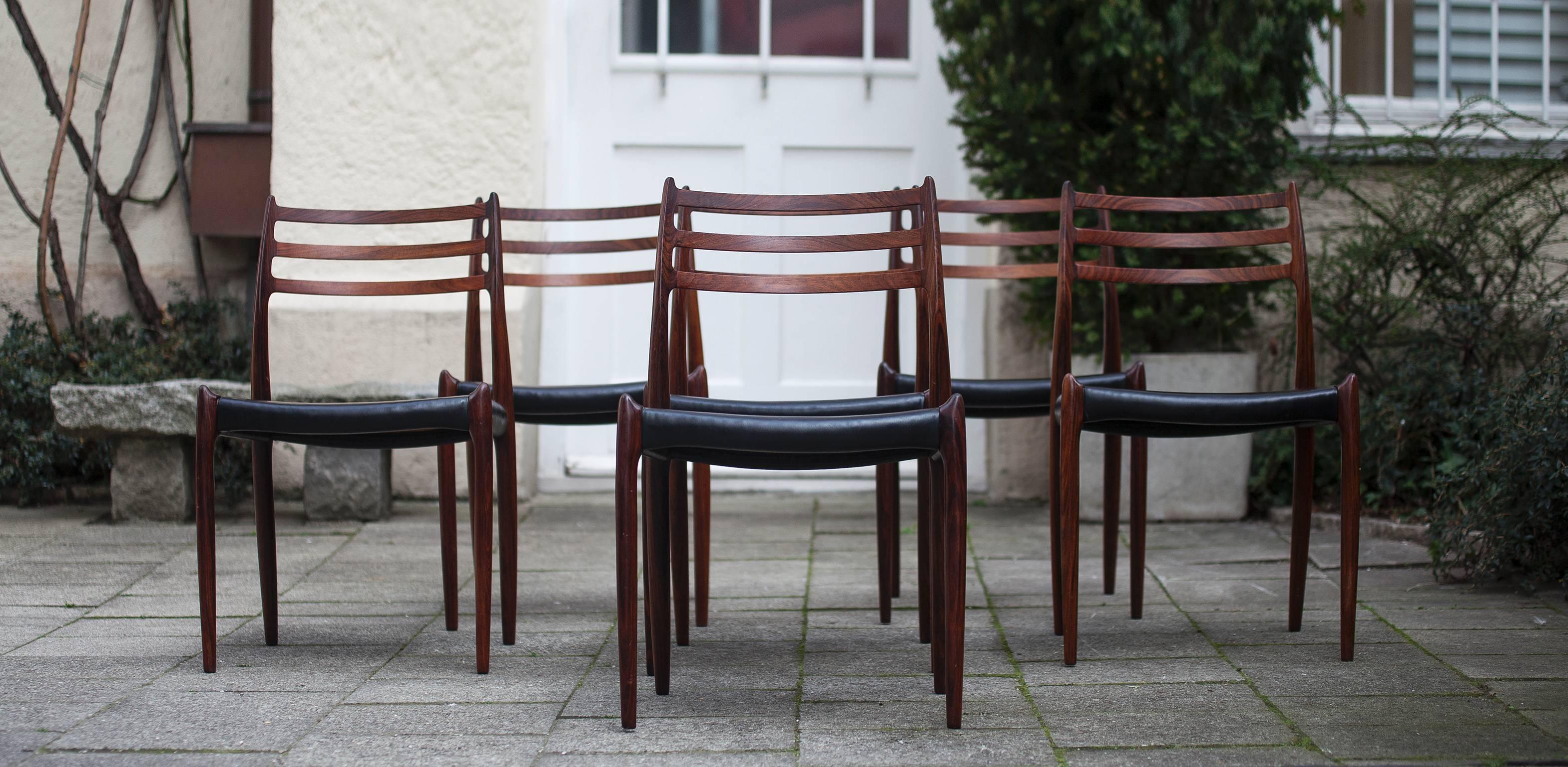 Niels Otto Møller Danish Rosewood Dining Room Set with Six Chairs 2