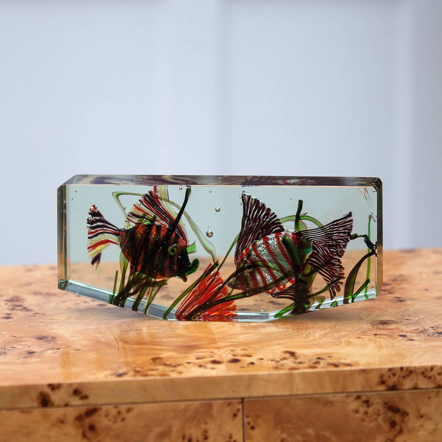 A wonderful Murano glass block with inclusions of fish and sea plants within clear glass. Attributed Cenedese/barbini, Italy, circa 1960s.

28.5x12.5x5cm.