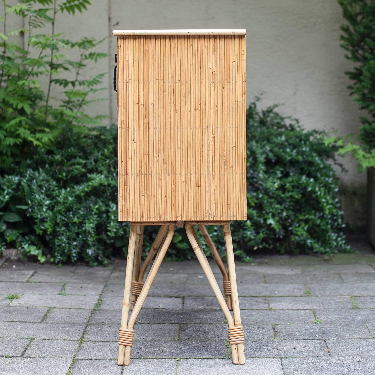 Fantastic French Bamboo Bar Cabinet Tiki Style, 1950 In Good Condition In Munich, DE