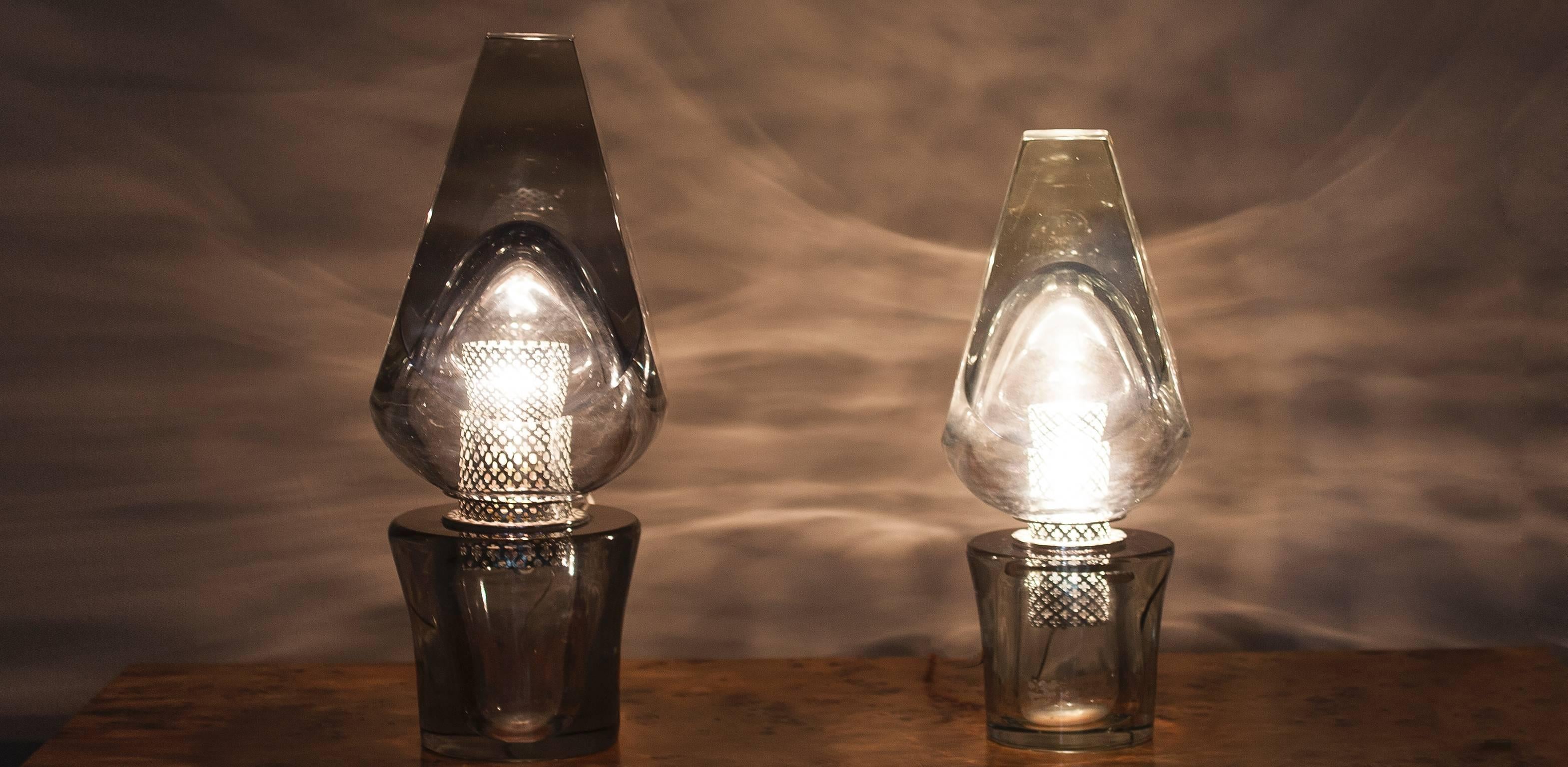 Set aus zwei Seguso-Tischlampen aus Murano, Italien, 1968 (Metall) im Angebot
