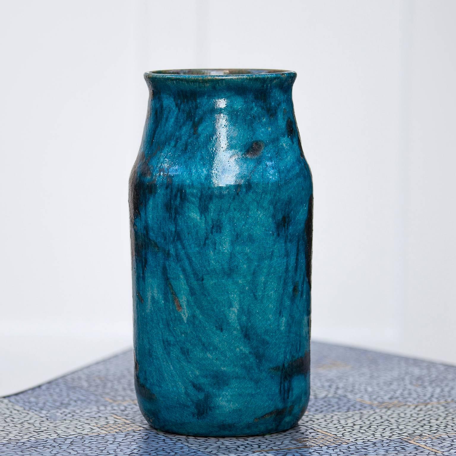 Turquoise and black glazed earthenware. Signed on underside with Gambone, Italy.
Measures: H 35, D17 cm.