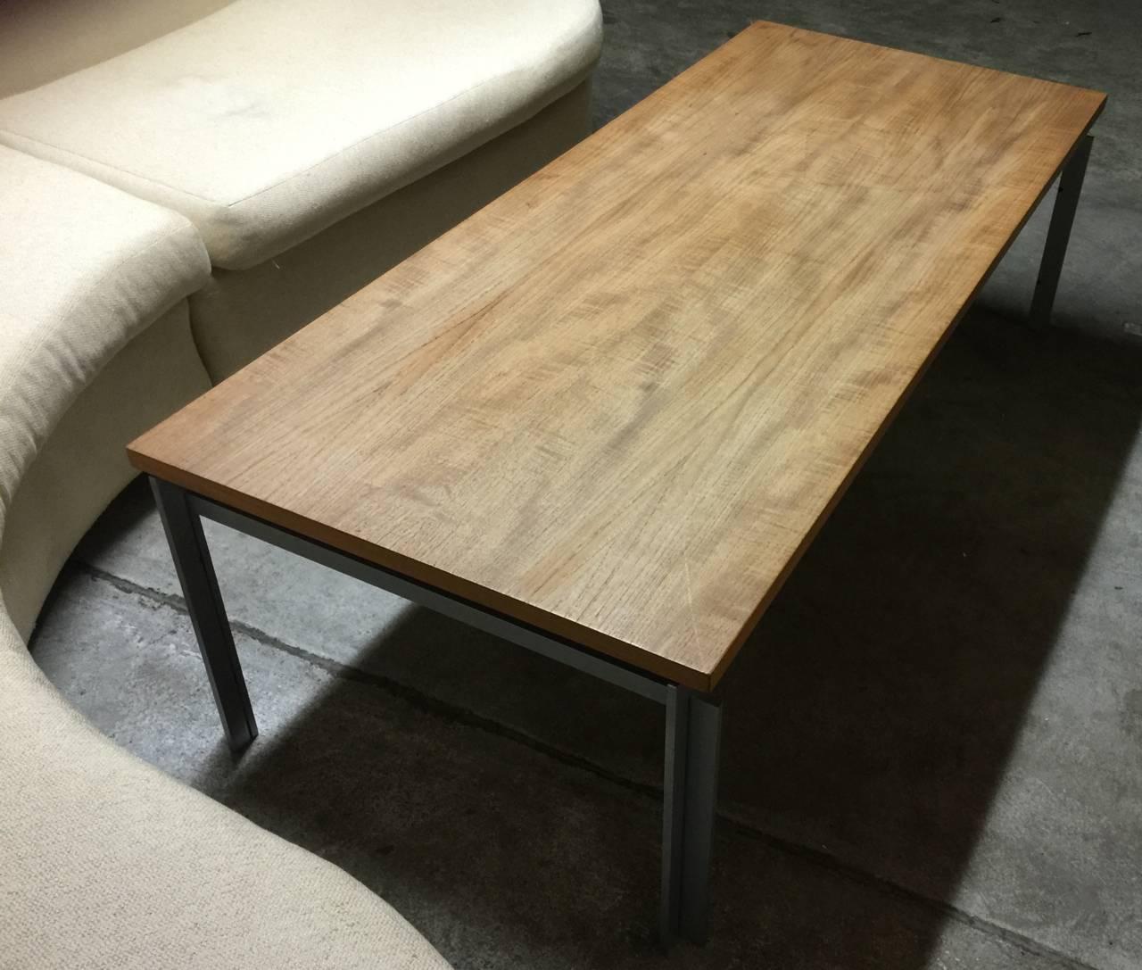 Rare pk59 Coffee Table with Unique Teakwood Top For Sale 4