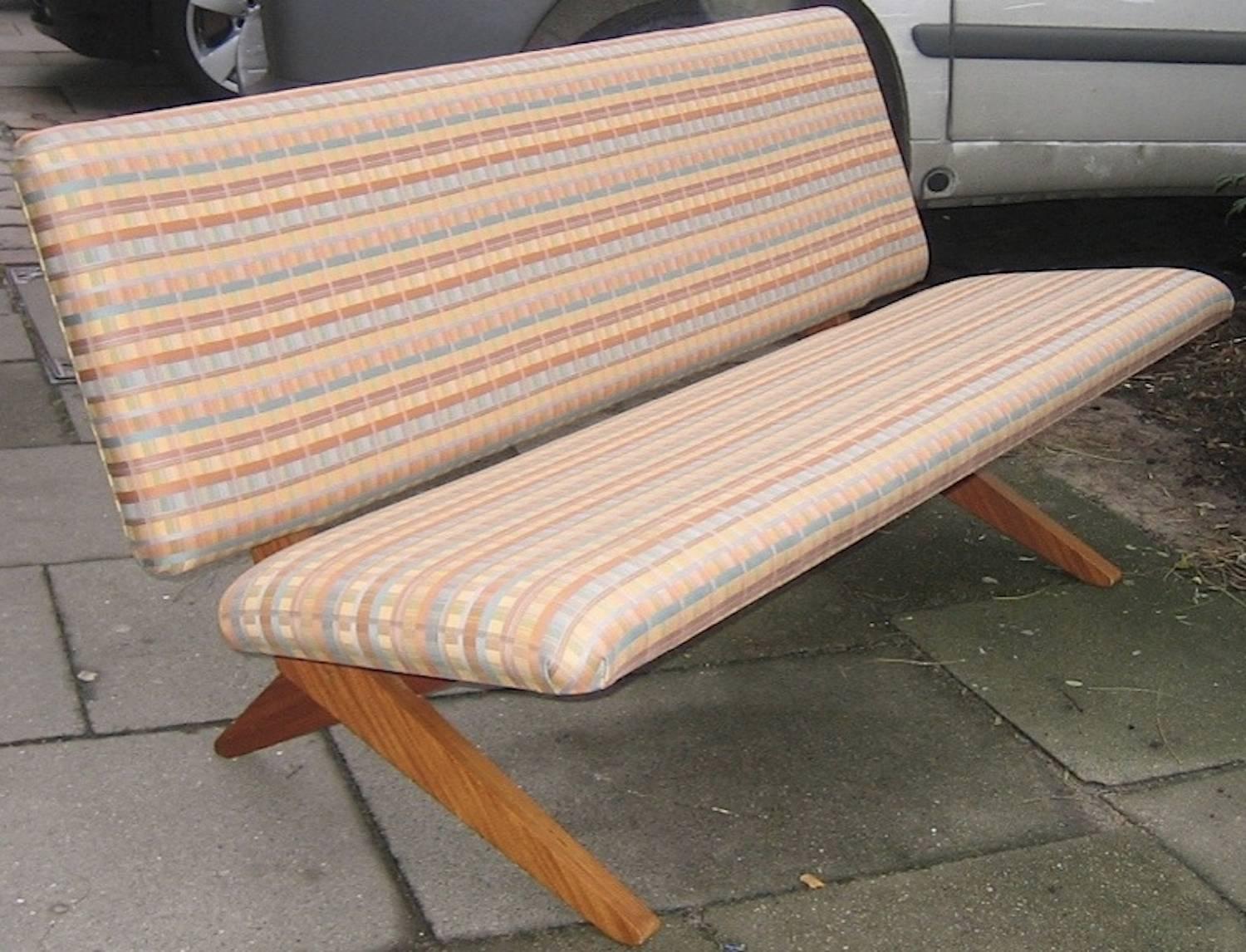 Settee designed and made by Pastoe, circa 1950. Unusual walnut version!

LOCATED IN HAMBURG
