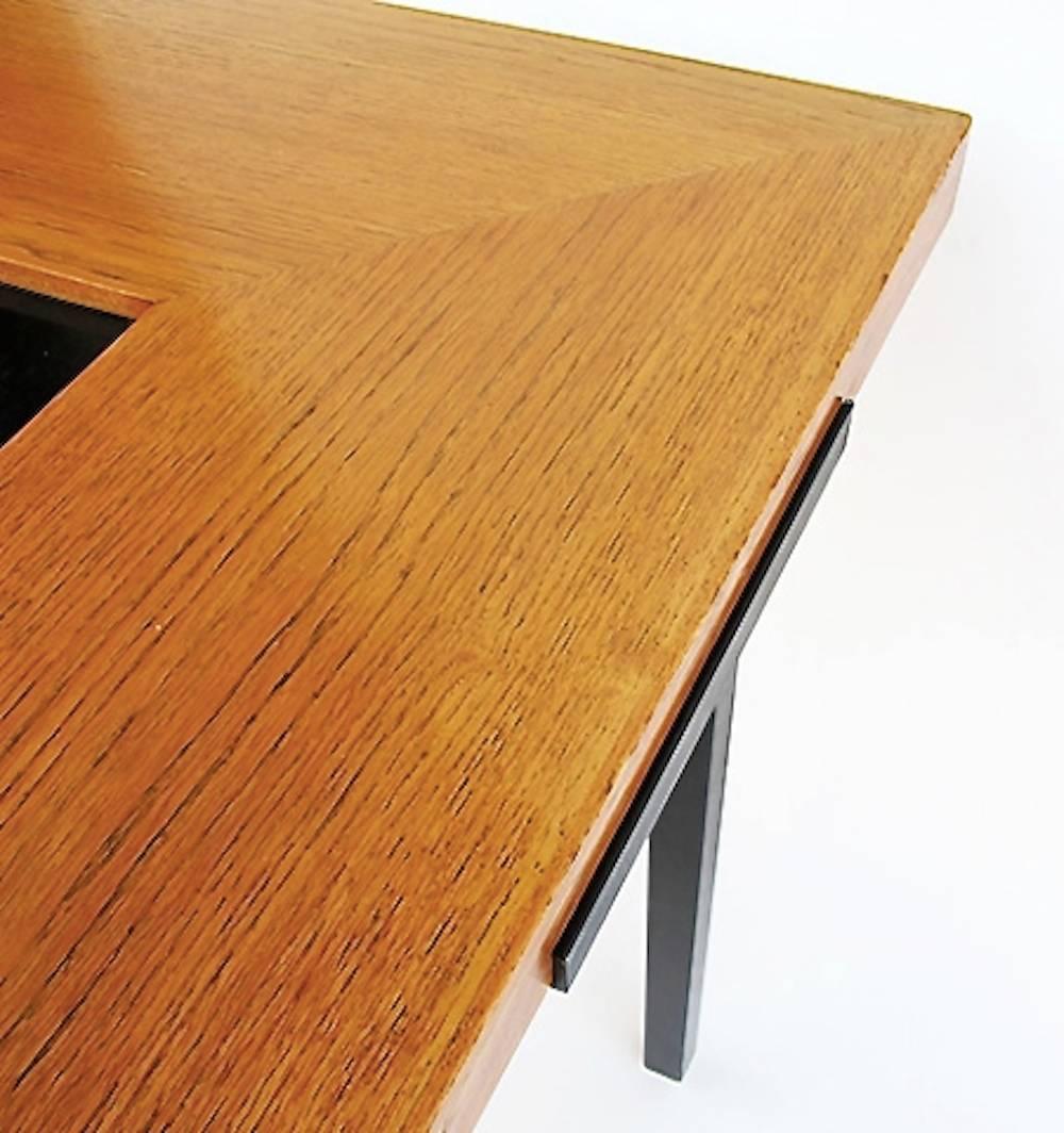 Français Table basse merveilleuse et très rare d'Antoine Philippon et Jacqueline Lecoq en vente