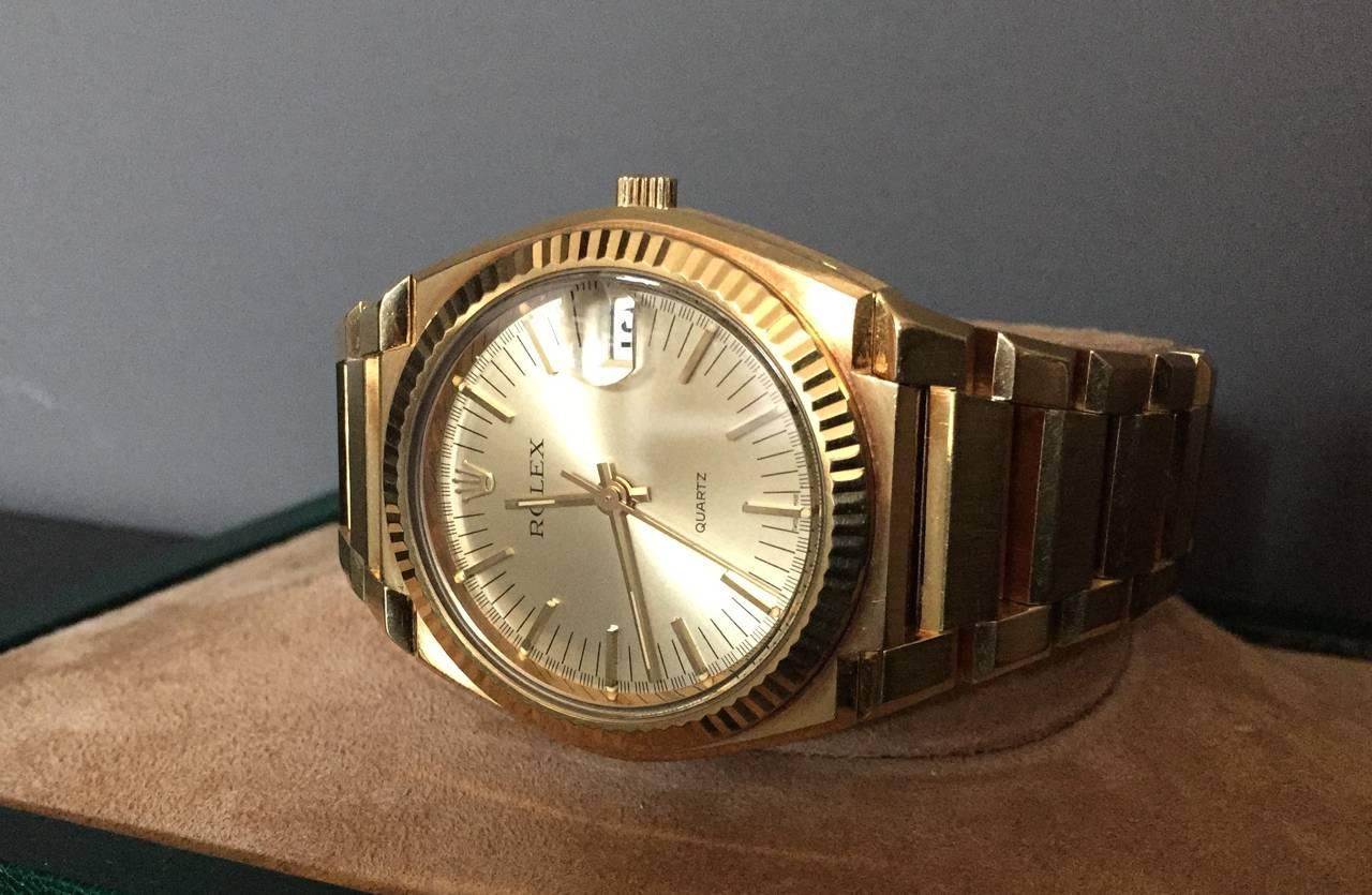 Very Rare and Unpolished Limited Rolex Beta21 with Papers and Booklet In Excellent Condition In Munich, DE