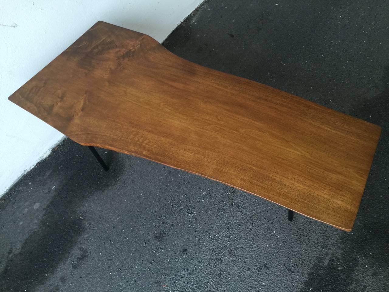 Beautiful Three-Legged Massive Walnut Free Edge Coffee Table For Sale 3