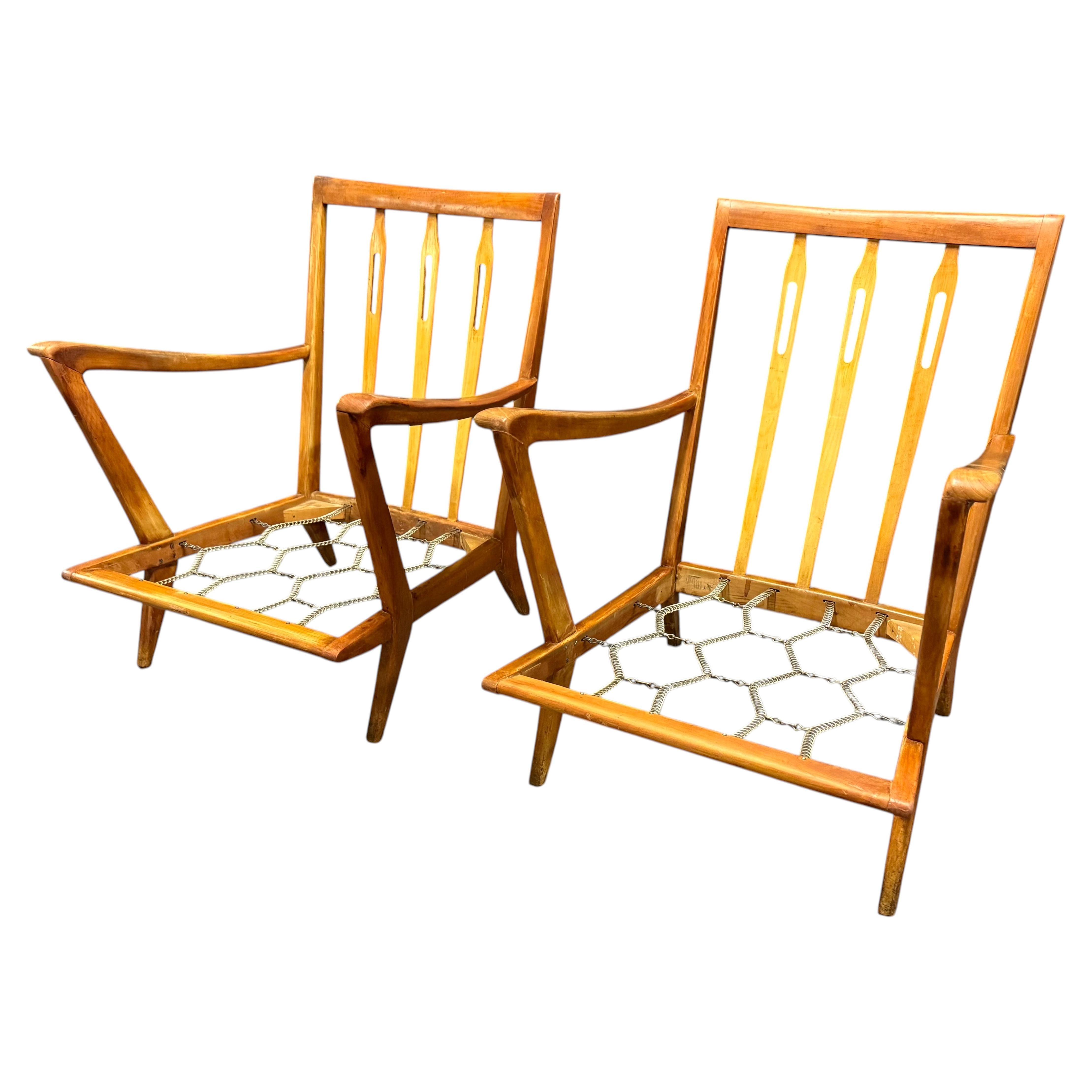 very rare and wonderful patinated set of two lounge chairs no. 516 bei gio ponti For Sale
