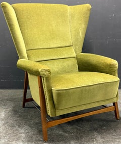 una silla de salón italiana excepcional