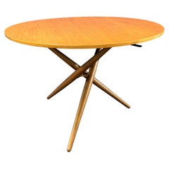 Mesa de comedor —o de centro— exclusiva de Jürg Bally