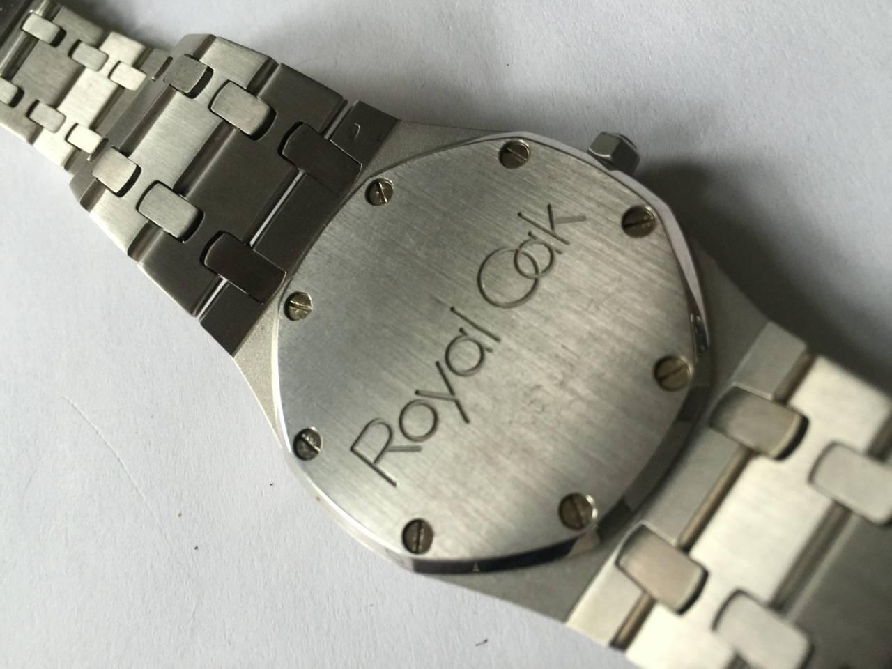 I searched quite a long time without any result.
the ap gave me this infos:

Case number: B69951.
RO number: 011.
Reference: 4100BC.

Originally sold in 1981 in Germany with a 2123 mechanical movement numbered 228761. The movement was