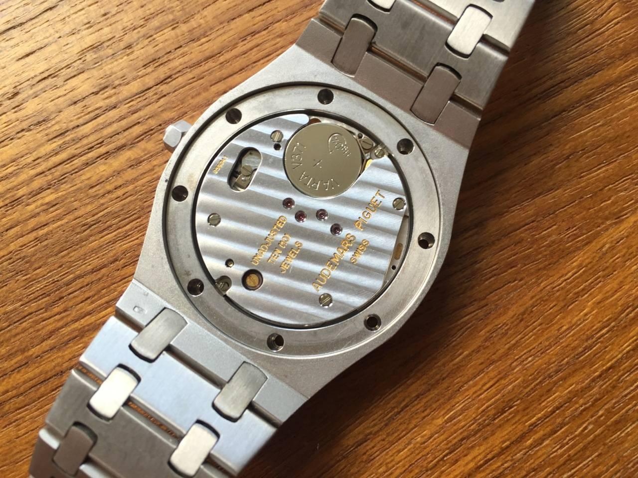 Possiblement unique Audemars Piquet Royal Oak en or blanc Numéro de série 11 Excellent état à Munich, DE
