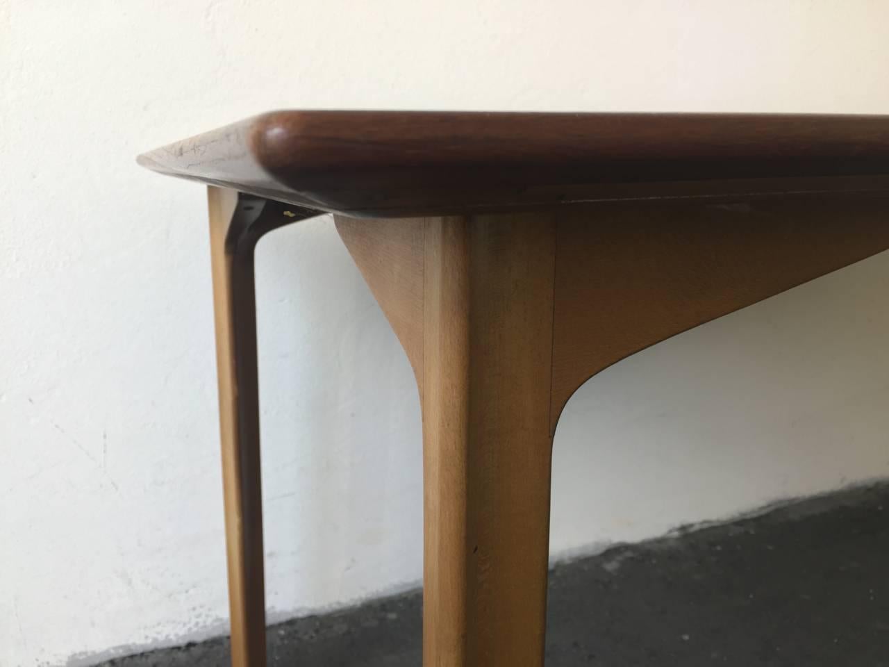 Mid-Century Modern Table ou bureau Grand Prix d'Arne Jacobsen en vente