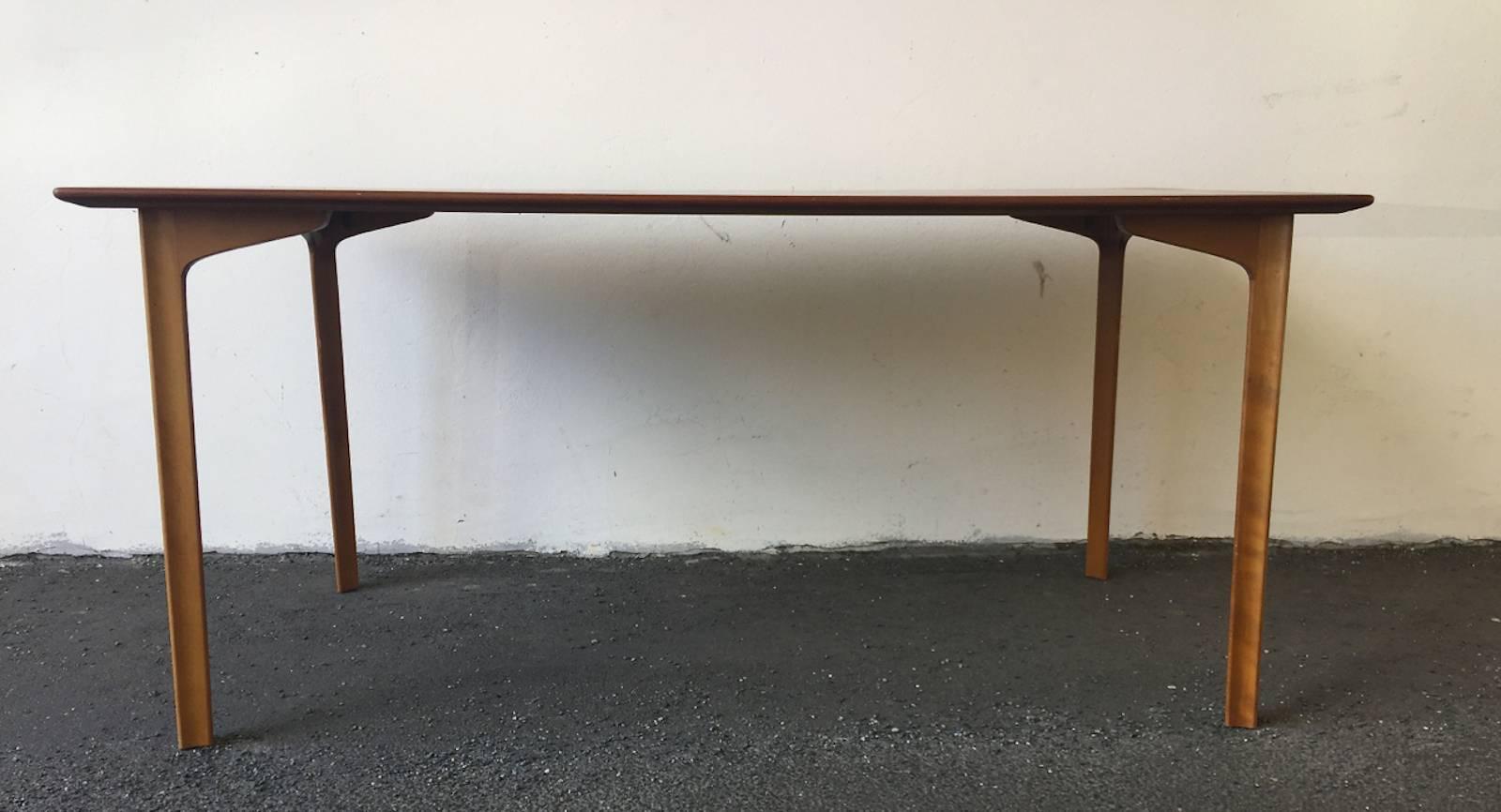 Arne Jacobsen Grand Prix Dining Table or Desk For Sale 1