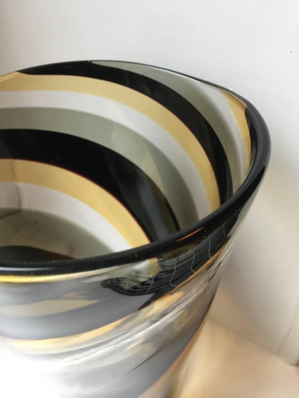 Very good condition, yellow, black and clear stripes. Acid stamped Venini.