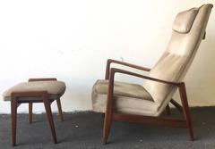 Elegant No. 829 Armchair and Stool by Gio Ponti for Cassina
