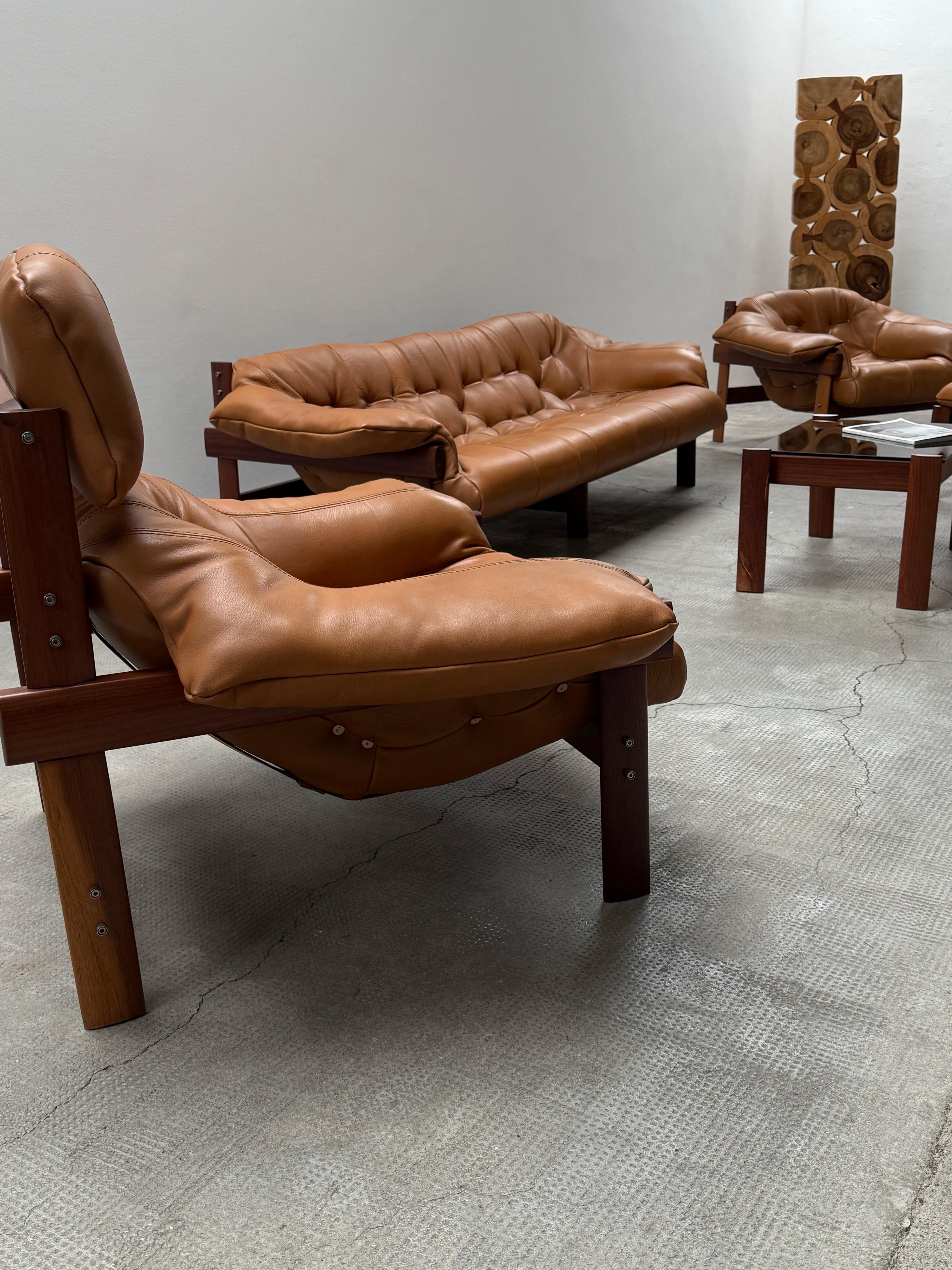 Percival Lafer MP-41 Armchair Sofa Ottoman Coffee Table Set, Brazil 1970s In Good Condition In Reutlingen, DE