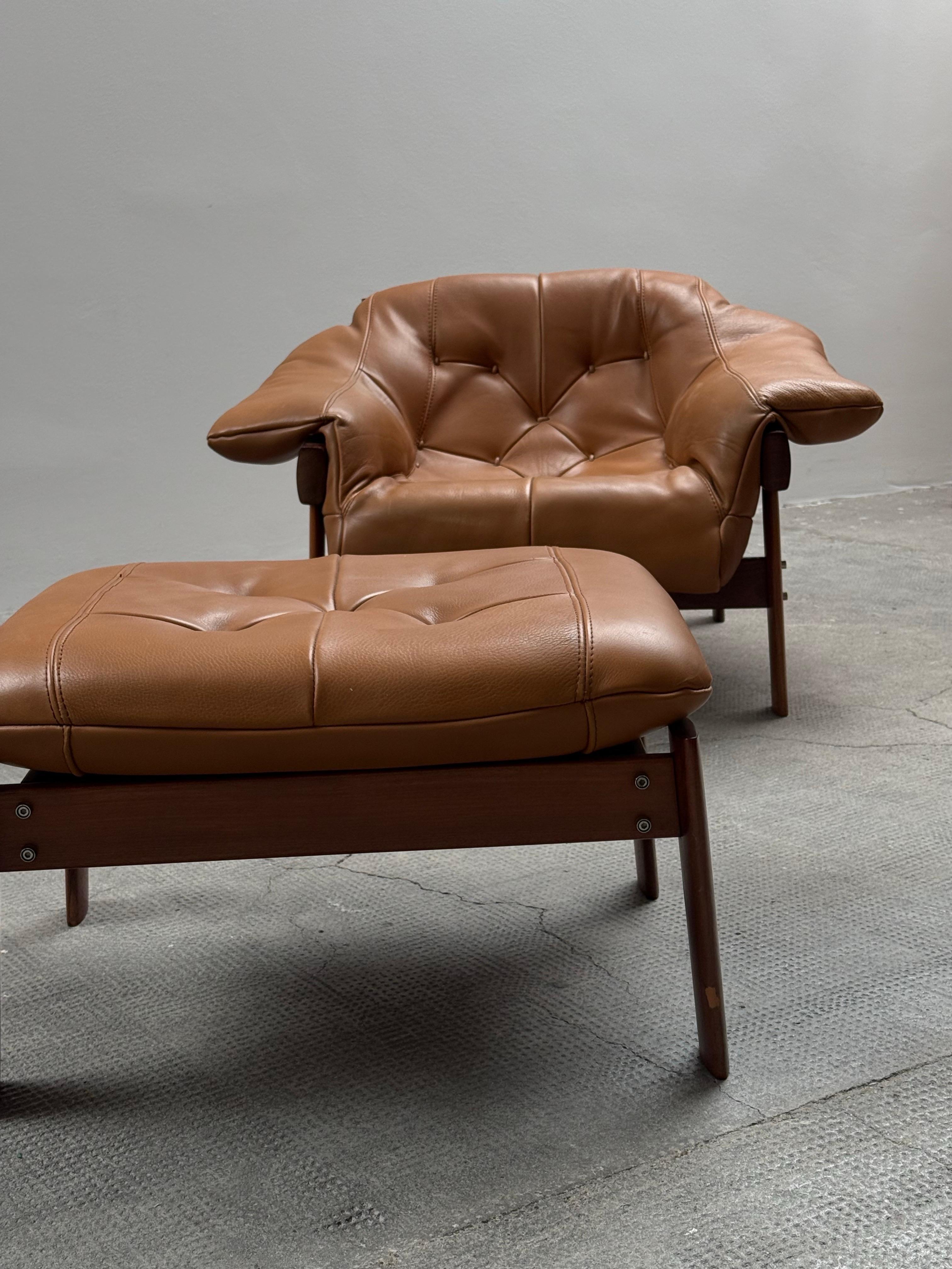 Percival Lafer MP-41 Armchair Sofa Ottoman Coffee Table Set, Brazil 1970s 8