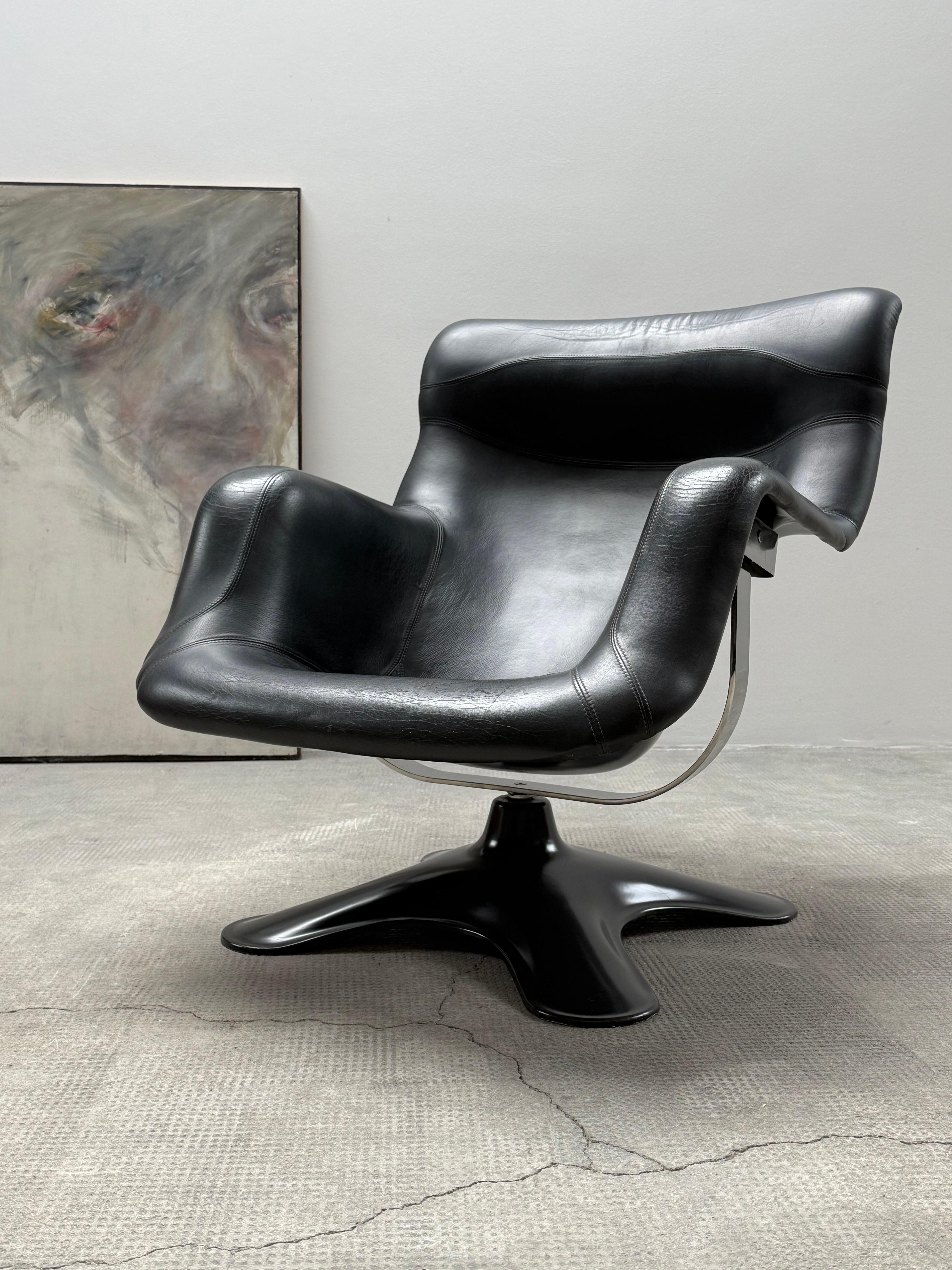 L'une des chaises les plus fascinantes et notre préférée est peut-être la chaise pivotante 