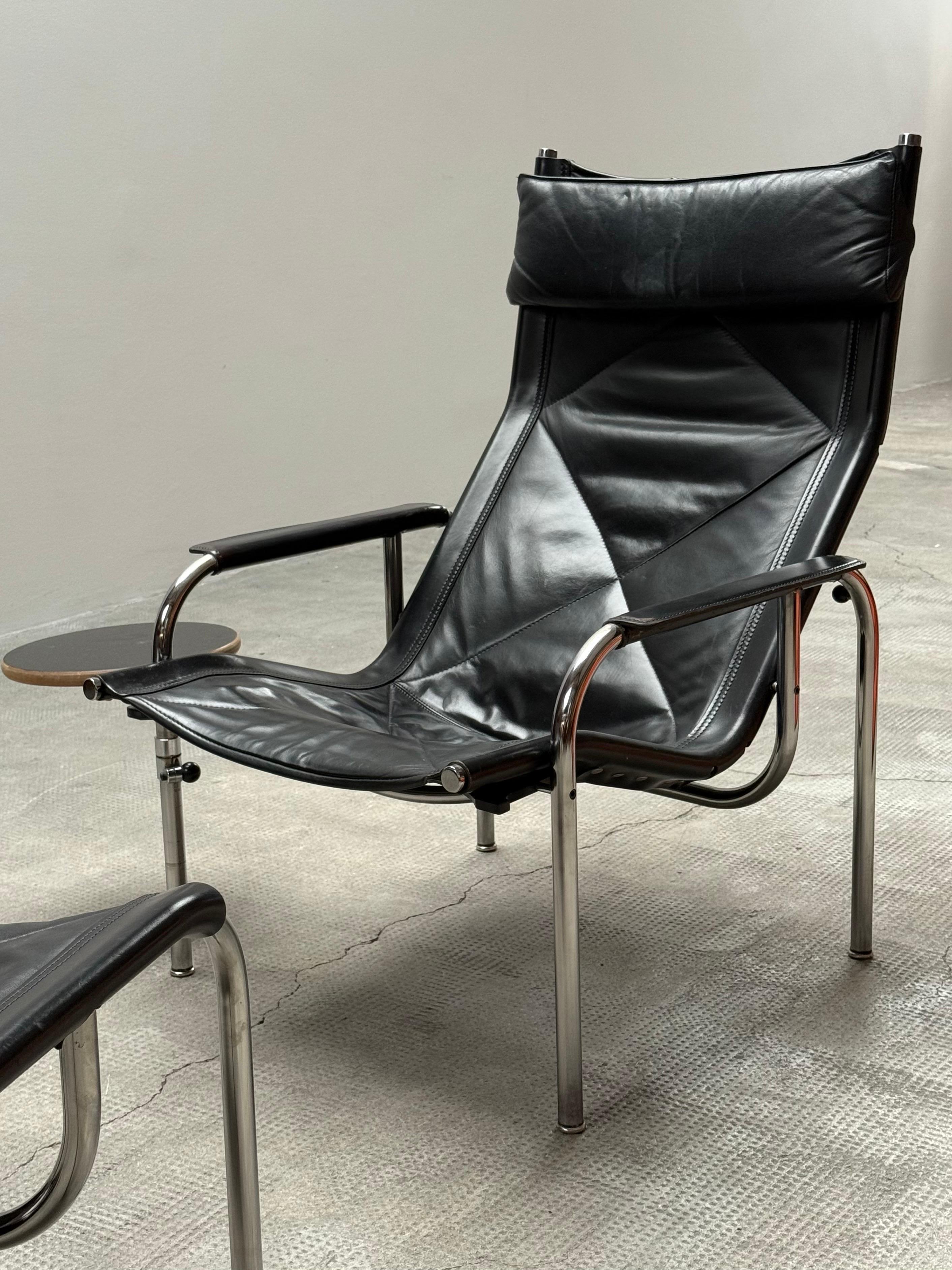 HANS EICHENBERGER FOR STRÄSSLE LOUNGE ARMCHAIR WITH STOOL LEATHER STEELTUBE, années 60 en vente 5