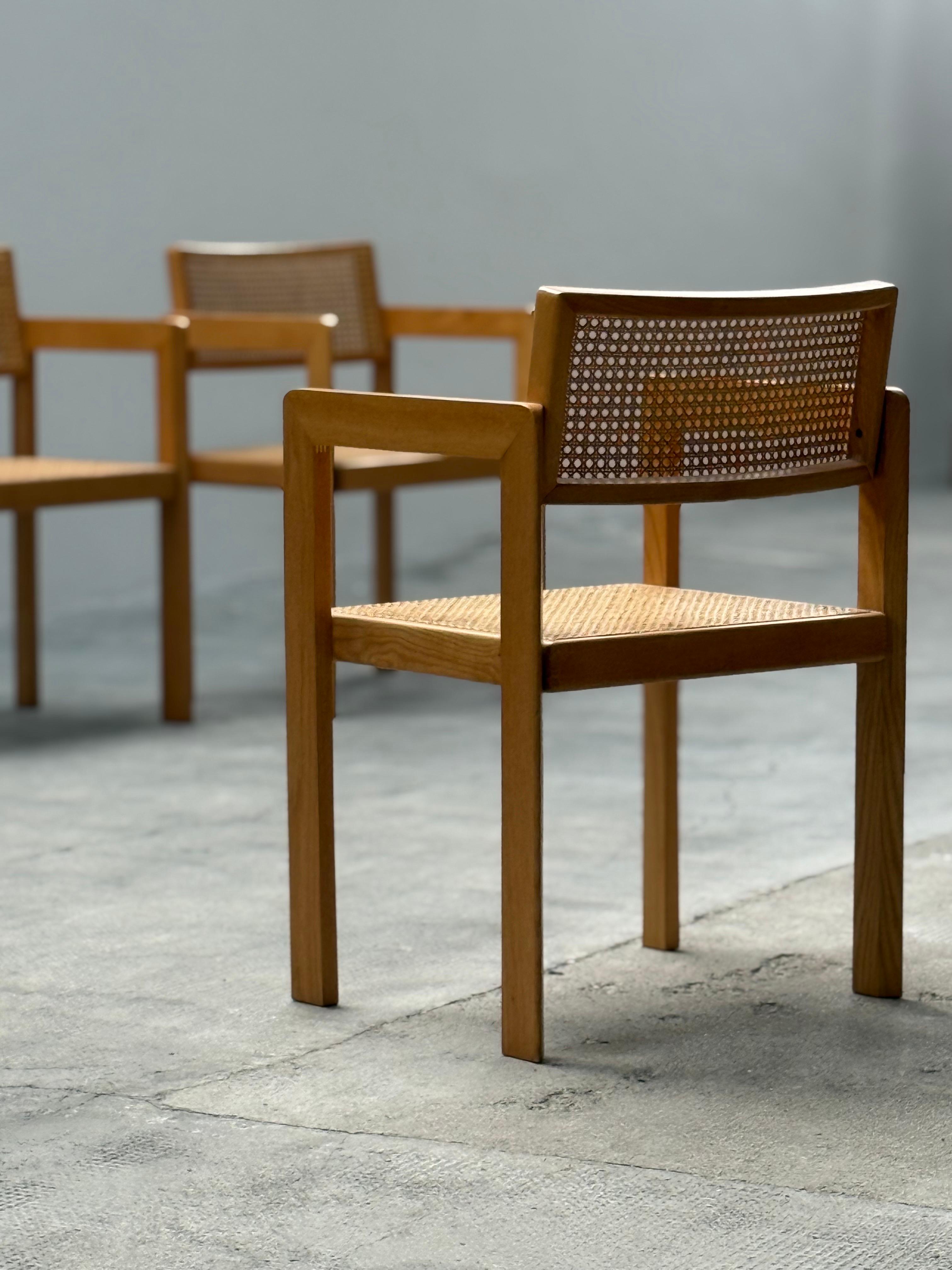 DERK JAN DE VRIES MAISA DE SEVESO TABLE DE DINING SET CHAIRS WOOD RATTAN, ITALY 60s en vente 12