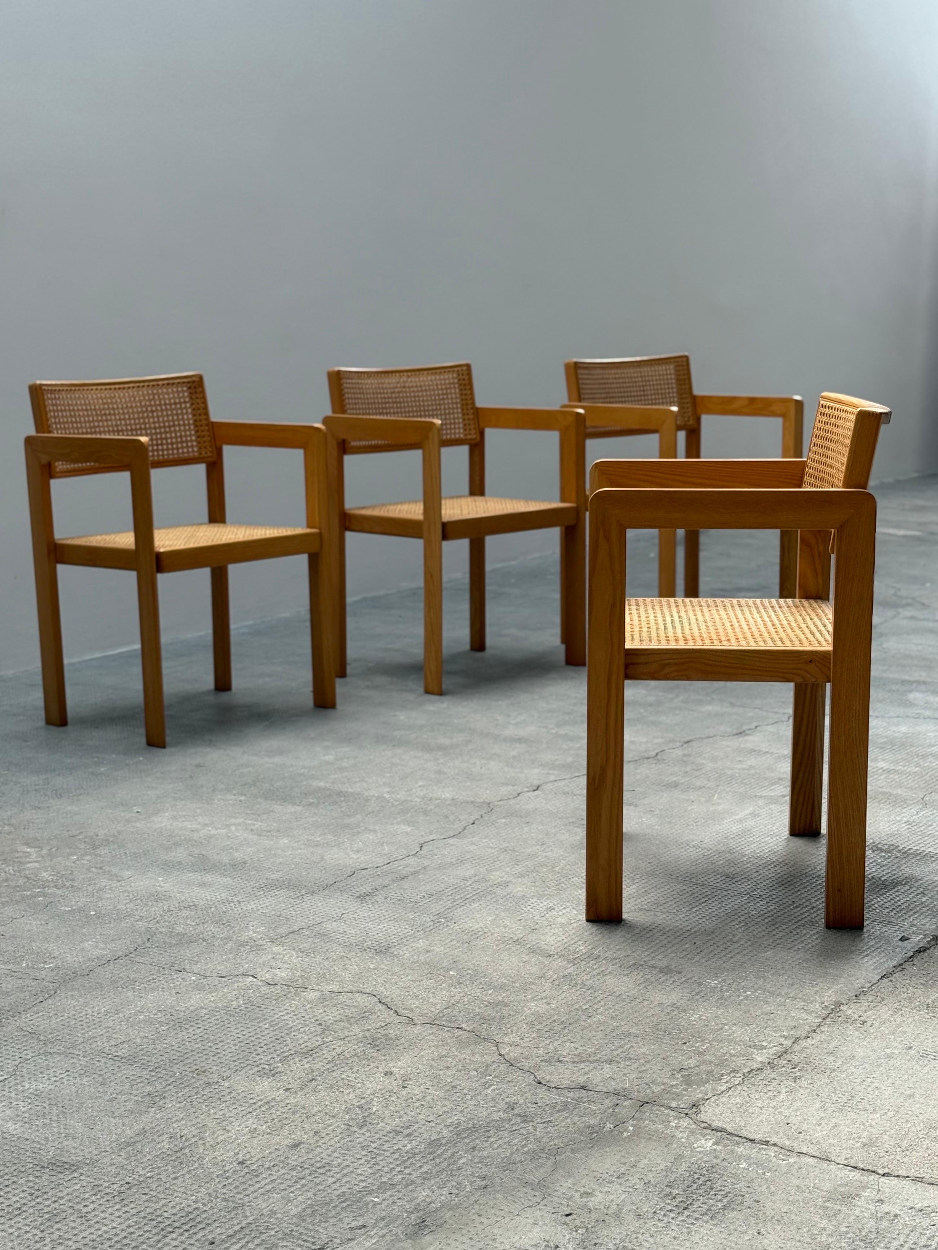 DERK JAN DE VRIES MAISA DE SEVESO TABLE DE DINING SET CHAIRS WOOD RATTAN, ITALY 60s en vente 9