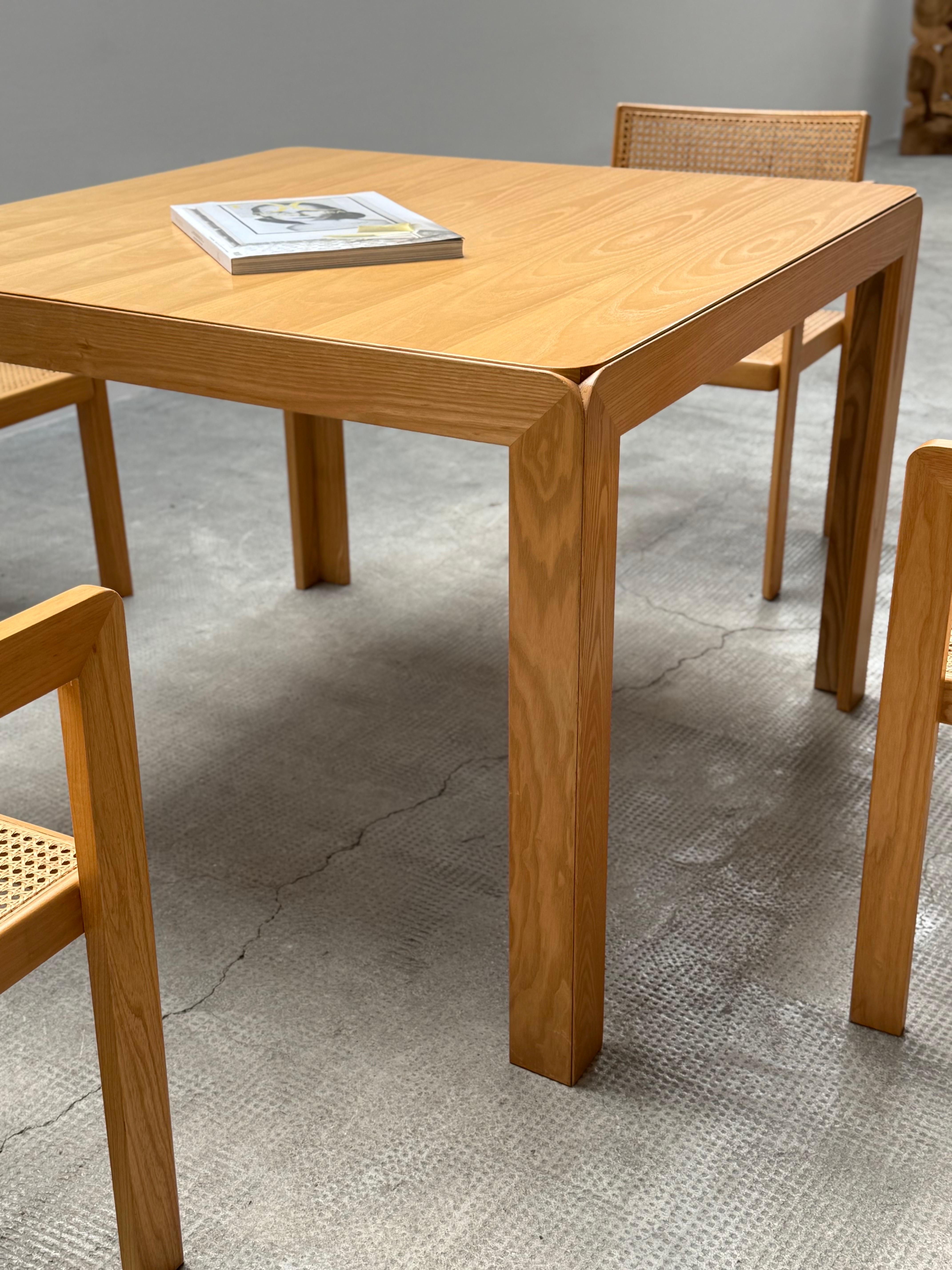 DERK JAN DE VRIES MAISA DE SEVESO TABLE DE DINING SET CHAIRS WOOD RATTAN, ITALY 60s en vente 4